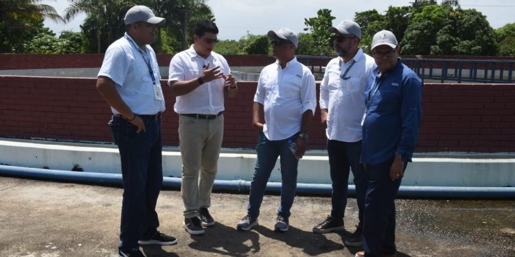 CAASD trabaja en la solución de avería en línea de abastecimiento del acueducto Haina-Manoguayabo