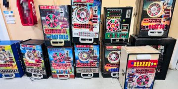 Policía Nacional confisca 12 máquinas tragamonedas que operaban de forma ilegal en Santiago