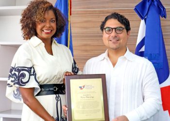 Hostos Rizik, presidente de RD Vial, funcionario público del mes