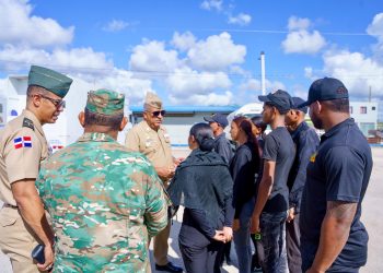 Lee Ballester coordina acciones para incrementar operaciones de control migratorio en la zona Este