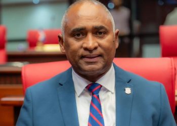 Senador Julito Fulcar somete resolución para reconocer derecho de permanencia de comunidad en Salinas de Puerto Hermoso