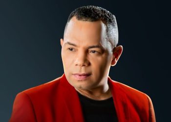 Diputados reconocen al bachatero Joe Veras