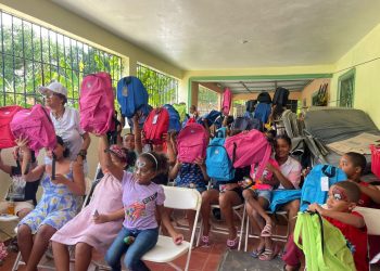 Fundación Soldados de Dios cierra con éxito la campaña “Una Mochila, Un Niño” 2025