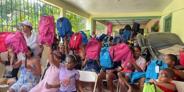 Fundación Soldados de Dios cierra con éxito la campaña “Una Mochila, Un Niño” 2025