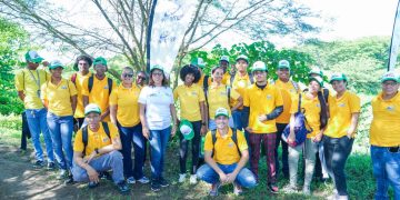 El INFOTEP reafirma compromiso con el medio ambiente en jornada de reforestación en Hato Mayor