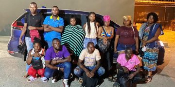 Ejército intercepta dos vehículos y desmantela operación de transporte ilegal de indocumentados en Mao-Valverde