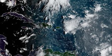 Indomet pronostica lluvias y altas temperaturas para este martes; mantiene alertas en nueve provincias