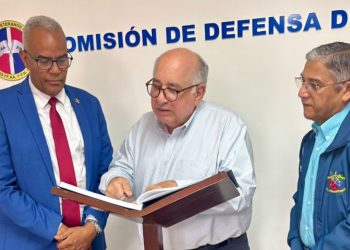 Dr. José Baez Guerrero colaborará con la Hermandad de Veteranos FF.AA. y P.N.