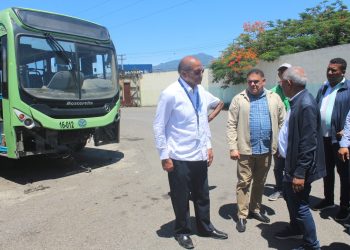 SIT y OMSA se reúnen para fortalecer la integración del transporte público en Santiago