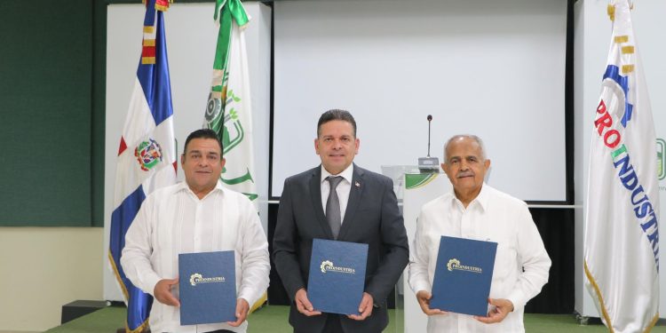 Proindustria y la JAD firman acuerdo para impulsar la competitividad de la agroindustria nacional