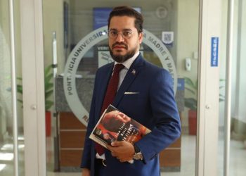 PUCMM designa a Raúl Ovalle como Director de la Escuela de Economía en Santo Domingo y Santiago