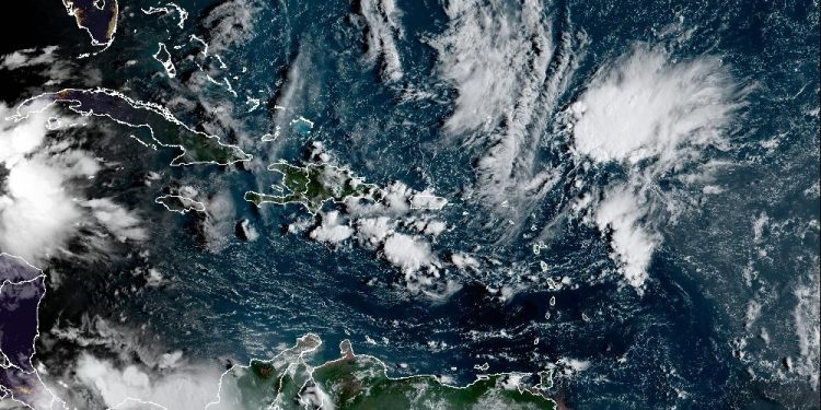 Indomet pronostica aguaceros y tronadas en varias provincias; continuará el calor