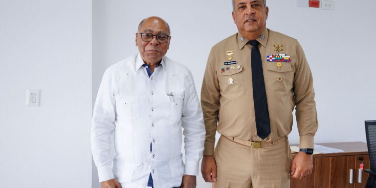 Lee Ballester y Ray Guevara analizan oportunidades para robustecer el marco legal depolítica migratoria