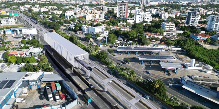 Gobierno designa veedores para procurar licitación participativa Monorriel de Santo Domingo