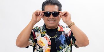 Salsero Carlos Rivas en RD grabando su nuevo disco