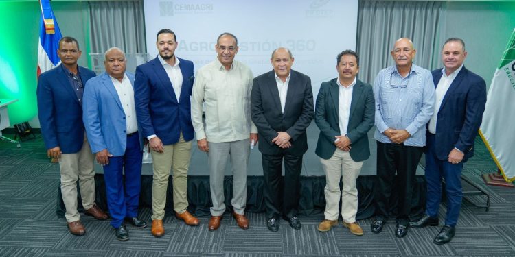 El director del INFOTEP afirma que la formación es clave para la sostenibilidad agrícola, durante apertura de panel Agro Gestión 360