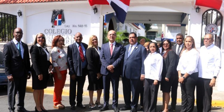 RD se consolida como referente regional; Homero López elogia avances del notariado dominicano