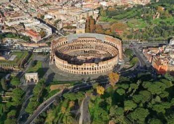Investigan al gerente de un histórico café de Roma por sustraer obras de arte protegidas