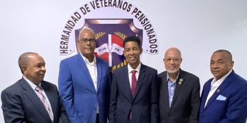 Dr. Clemente Terrero Candidato a Presidir CMD visita la Hermandad de Veteranos