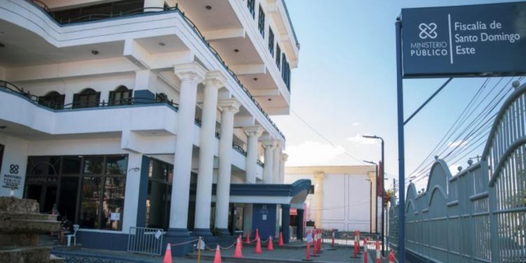 Condenan a un hombre y a una mujer que violaron sexualmente a una adolescente que padece un trastorno cerebral