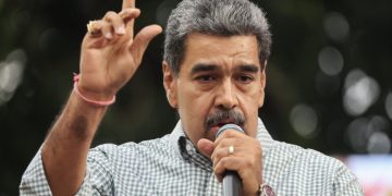 Maduro alerta sobre juicio inmediato a quienes pidan intervención en Venezuela