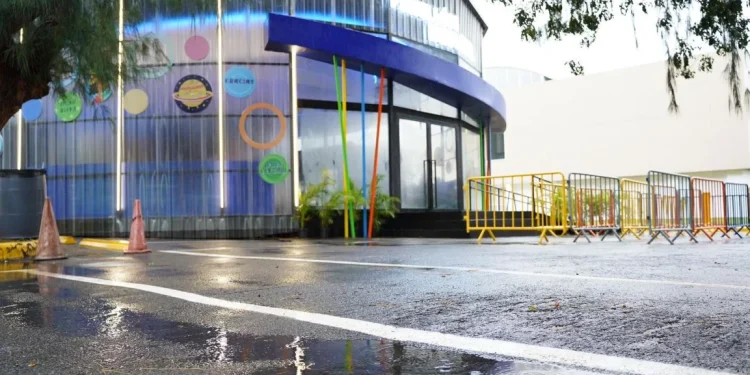 Feria del Libro suspende actividades de hoy por las condiciones meteorológicas