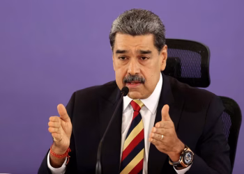 Maduro aseguró que EE.UU. despliega sus tropas cerca de Venezuela porque quiere sus riquezas naturales