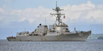 Un buque estadounidense atraca en Trinidad y Tobago, frente a las costas venezolanas