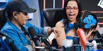 Luinny Corporán sorprende con flores azules a programas de televisión y radio en víspera del estreno de “La Mansión de Luinny”