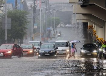 Más de 22.000 personas evacuadas y cinco muertos en Filipinas por la llegada de la tormenta tropical “Ramil”