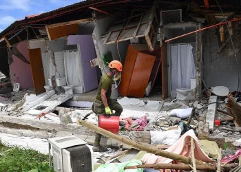 Mueren más de 60 personas en fuerte terremoto de magnitud 6,9 que sacudió el centro de Filipinas