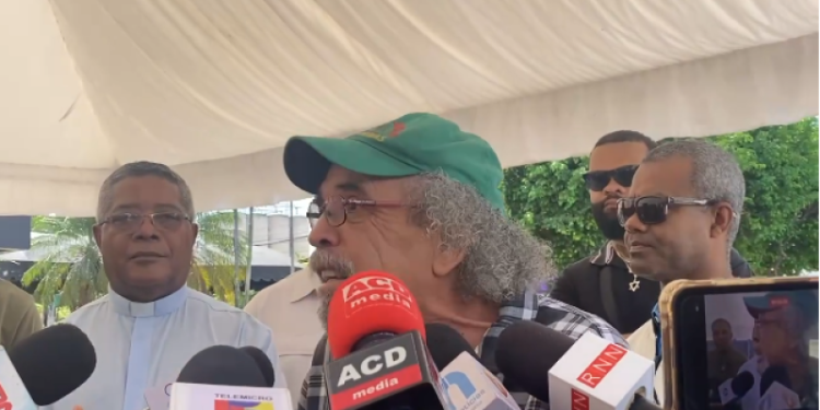 Padre Rogelio clama justicia a seis meses de la tragedia del Jet Set