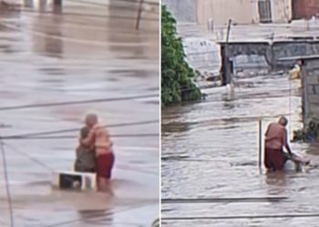 Ancianos se aferran a un abrazo durante las mortales inundaciones en México