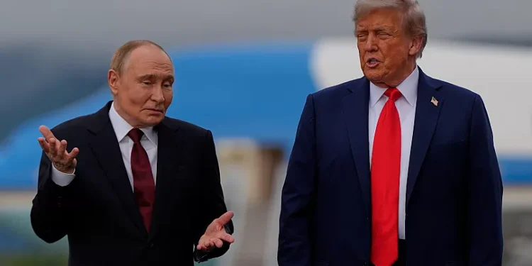 Trump y Putin hablan antes de la cumbre en la que Zelensky pedirá que Washington le envíe misiles Tomahawk