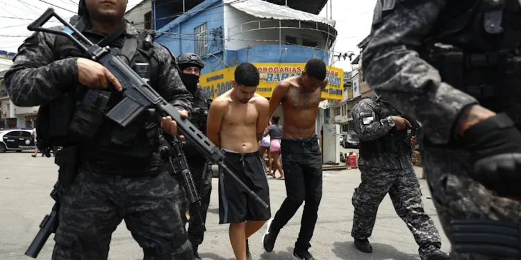 La operación más letal contra el narcotráfico en Río de Janeiro deja al menos 64 muertos