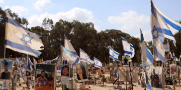 Israel conmemora 2 años del ataque del 7 de octubre entre divisiones, guerra y rehenes cautivos