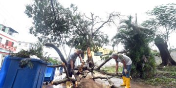 Cerca de 50.000 personas están sin luz en Jamaica por el huracán Melissa