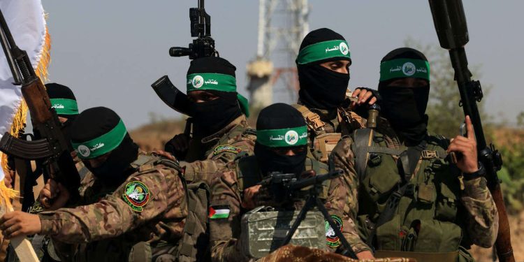 Crece la presión para que los terroristas de Hamas acepten el alto el fuego mientras Israel continúa sus operaciones en Gaza