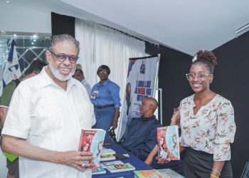 Desarrollo de la Comunidad impulsa escritoras dominicanas en la Feria del Libro