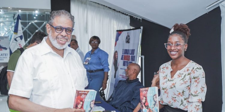 Desarrollo de la Comunidad impulsa escritoras dominicanas en la Feria del Libro