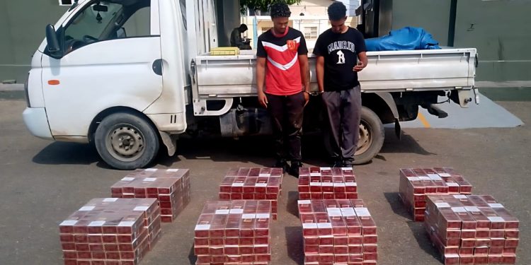 Ocupan más de 83 mil cigarrillos ocultos en un camión en Dajabón