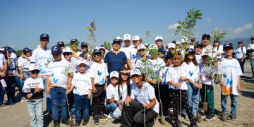 Voluntariado Banreservas siembra 1,500 caobas criollas en Navarrete durante el Mes de la Reforestación