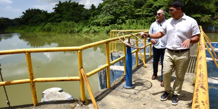 Fellito Suberví encabeza verificación técnica de acueductos que serán rehabilitados para el beneficio de 3.7 millones de personas