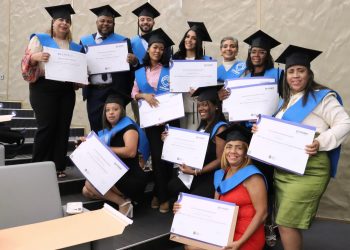 Estudiantes dominicanos se gradúan de maestrías internacionales en Madrid, España