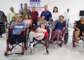 Nelson Cruz entrega en Montecristi sillas de rueda donadas por Wheelchair Foundation y Cruz Jiminián 