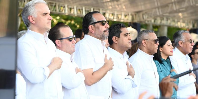 Ministro Kelvin Cruz felicita al Inefi por el éxito de los Juegos Escolares 2025