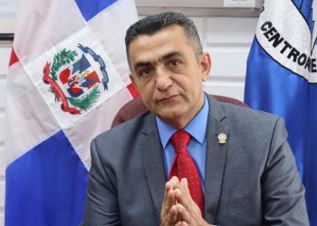 Jesús Batista Suriel rechaza adjudicación de empresa "EMDOC" para renovación de la cédula