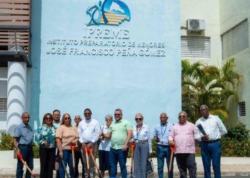FEDA impulsa agricultura para rehabilitar jóvenes en San Cristóbal   