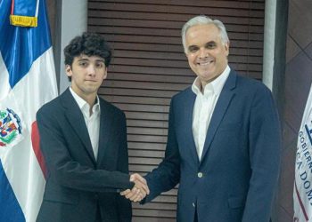 Estudiante dominicano crea portal a Moya Pons y propone fortalecer la enseñanza de la historia