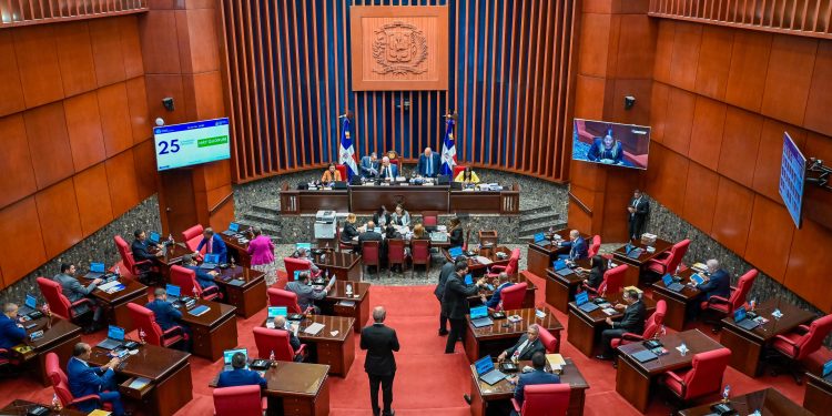 Senado aprueba en segunda lectura Código de Trabajo de la República Dominicana